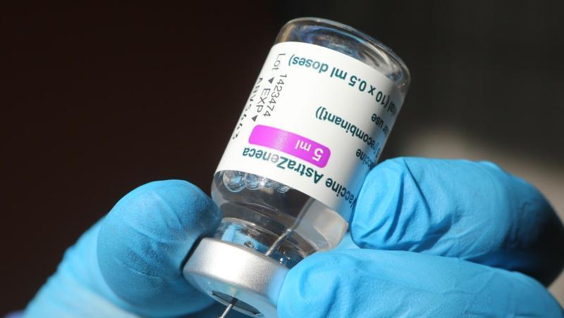 Der Umgang mit dem Corona-Impfstoff von Astrazeneca unterscheidet sich von Land zu Land.