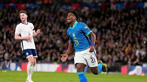 Endrick (r) war der Matchwinner für die Brasilianer gegen England.