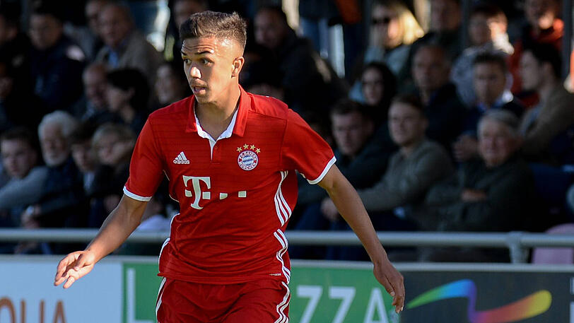Nachwuchstalent Oliver Batista Meier verlängert beim FC Bayern und will den Durchbruch bei den Profis schaffen.