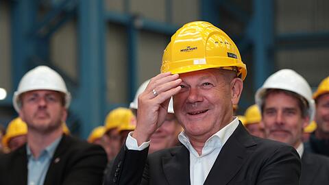 Ex-Bundeskanzler Scholz bezeichnete die Meyer Werft als "industrielles Kronjuwel". (Archivbild)