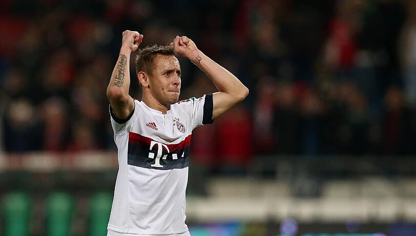 Rafinha - Platz 16: Durch die vielen Ausfälle wurde der Brasilianer zumeist als Linksverteidiger gebraucht. Auf der ungewohnten Position spielte der 30-Jährige stabil: Note 3,08.
