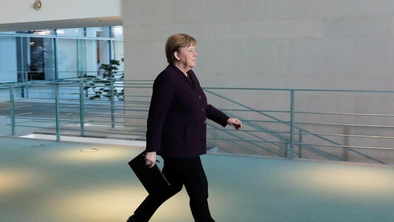 Bundeskanzlerin Angela Merkel (CDU) kehrt in das Kanzleramt zurück. Bundeskanzlerin Angela Merkel (CDU) kehrt in das Kanzleramt zurück.