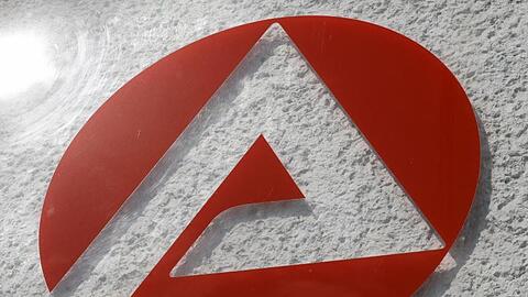Die Zahl der Arbeitslosen ist im Februar gegenüber dem Vormonat gesunken.