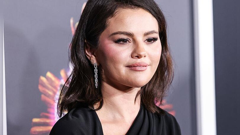 Selena Gomez, hier bei der Premiere ihres neuen Films "Emilia Perez" in Los Angeles, hat sich klar gegen rassistische Äußerungen des Komikers Tony Hinchcliffe positioniert.