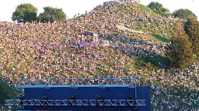 55.000 Besucher strömten bei der Eröffnung der European Championships in den Olympiapark. Klicken Sie sich durch die Bilder.