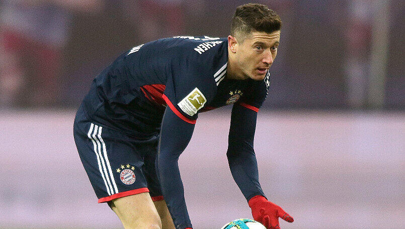 Real Madrid will angeblich Robert Lewandowski im Sommer verpflichten. Der Stürmer hat beim FC Bayern allerdings noch Vertrag bis 2021.