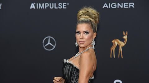Sylvie Meis vermisst ihren Sohn Damian. Der 15-Jährige lebt seit 2020 bei seinem Vater in Dänemark.
