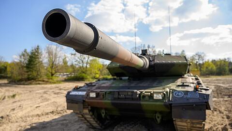 Kampfpanzer vom Typ Leopard 2 z&auml;hlen zu den Exportschlagern der deutschen R&uuml;stungsindustrie.