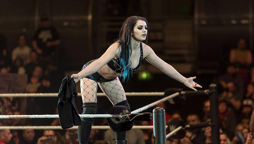 Die ehemalige WWE-Kämpferin Paige während eines Kampfes in Bremen Die ehemalige WWE-Kämpferin Paige während eines Kampfes in Bremen