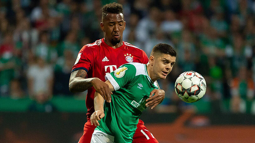 JEROME BOATENG, NOTE 3: Verteidigte für den gesperrten Süle. Gleich mit feurigem Tackling gegen Rashica. Schlimmer Fehlpass in Kruses Beine. Pluspunkt: Gute Halbfeld-Flanke vor dem 1:0. Wirkte sehr motiviert. Um das Finale in seiner Geburtsstadt als Abschluss seiner Bayern-Zeit zu feiern?