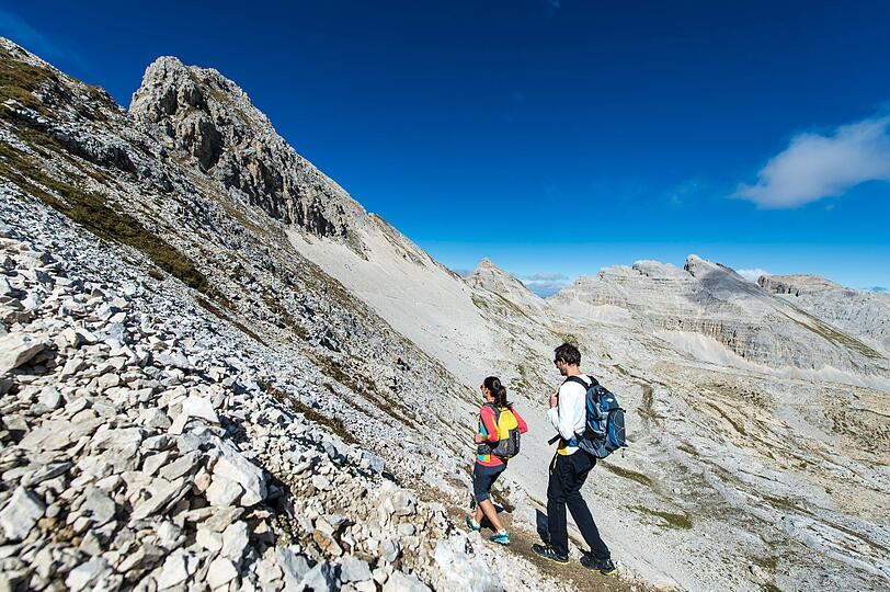 Wandern im Latemar-Massiv.