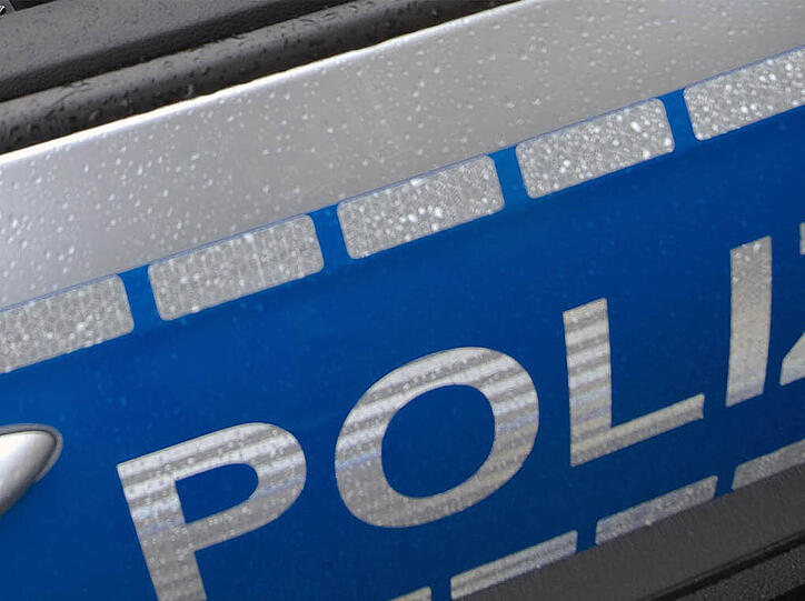 Polizeistreife im Einsatz (Symbolbild).