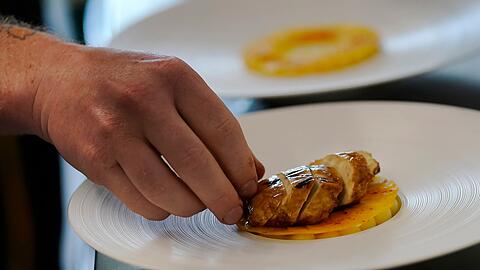 Nach Italien verbietet auch Ungarn Herstellung und Verkauf von Fleisch aus dem Labor. (Archivbild)