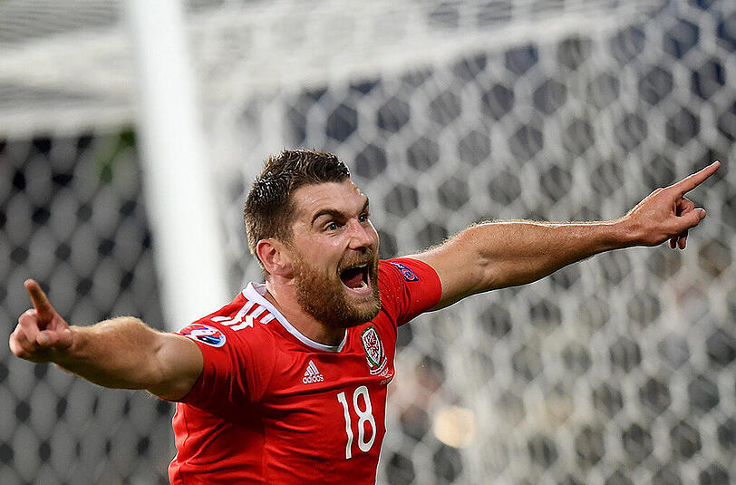Die Entscheidung: Der Waliser Sam Vokes netzt zum 3:1 gegen Belgien ein. Das Team um Superstar Gareth Bale trifft nun im Halbfinale auf Cristiano Ronaldo und seine Portugiesen.