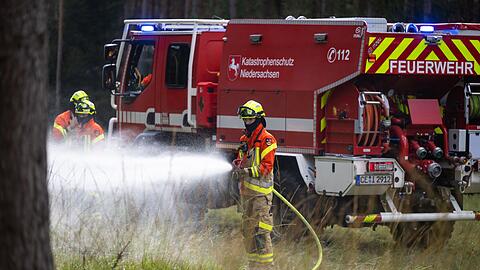 Feuerwehreinsatz nach Brand in Waldperlach (Symbolbild)