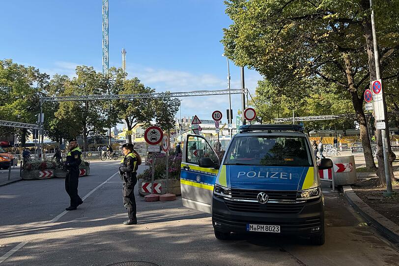 Alle Zugänge sind derzeit polizeilich gesichert.