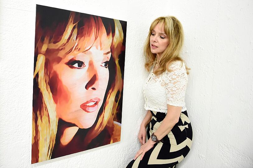 Als "Fat Lucy Munich" fotografiert Jessica Boehrs jetzt Promis. Die Bilder von der Vernissage.