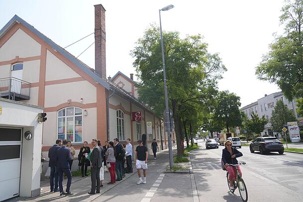 Auch die alte Weinkelterei nahe dem Truderinger Bahnhof wurde saniert und neu genutzt. Auch die alte Weinkelterei nahe dem Truderinger Bahnhof wurde saniert und neu genutzt.