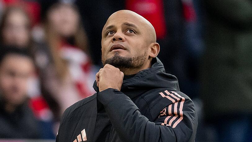 Warm anziehen bei diesen Personalsorgen: Bayern-Trainer Vincent Kompany und sein Team treten am Dienstag in Gelsenkirchen gegen Schachtar Donez an.