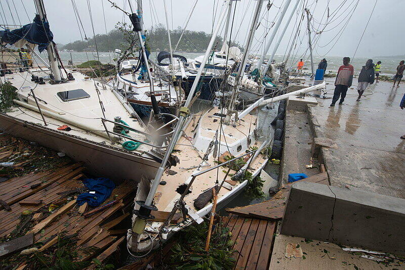 Bilder der Zerstörung! Einer der gewaltigsten je gemessenen Zyklone hat im Inselstaat Vanuatu im Südpazifik verheerende Verwüstungen angerichtet.