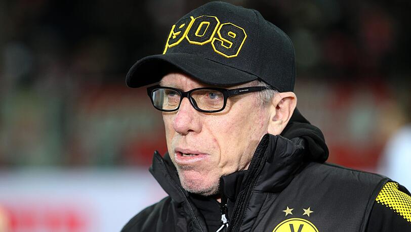 Peter Stöger will den Dortmunder Positivtrend fortsetzen. Peter Stöger will den Dortmunder Positivtrend fortsetzen.