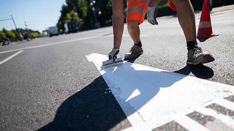 Auch im &ouml;ffentlichen Dienst gibt es viele Besch&auml;ftigte, die im Freien arbeiten. (Symbolbild)