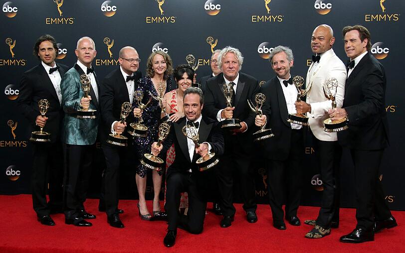 "The People v. O.J. Simpson"-Crew.