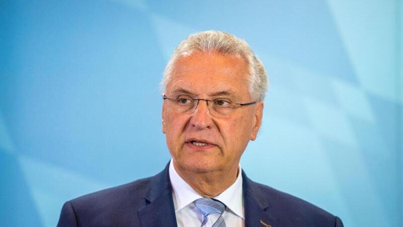 Joachim Herrmann (CSU), Innen- und Sportminister von Bayern. Joachim Herrmann (CSU), Innen- und Sportminister von Bayern.