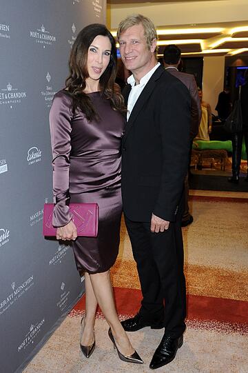 Alexandra Polzin mit Mann Gerhard Leinauer bei der GENTLEMEN STYLE NIGHT im Hotel Vier Jahreszeiten.