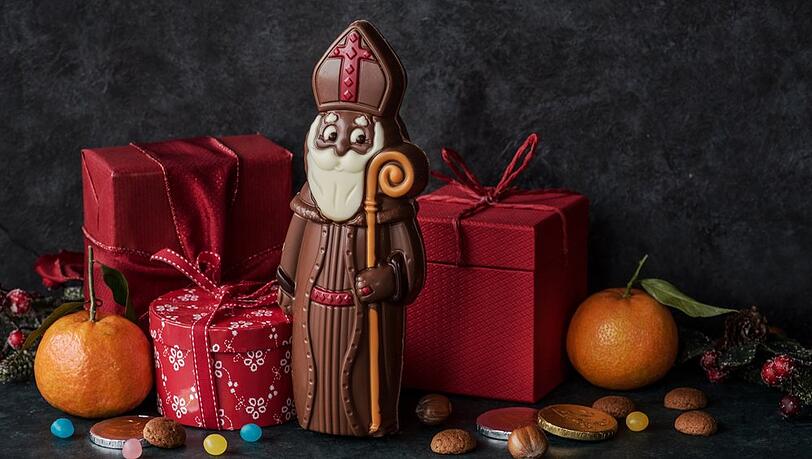 Geschenke, Schokolade und Mandarinen dürfen am 6. Dezember nicht fehlen.