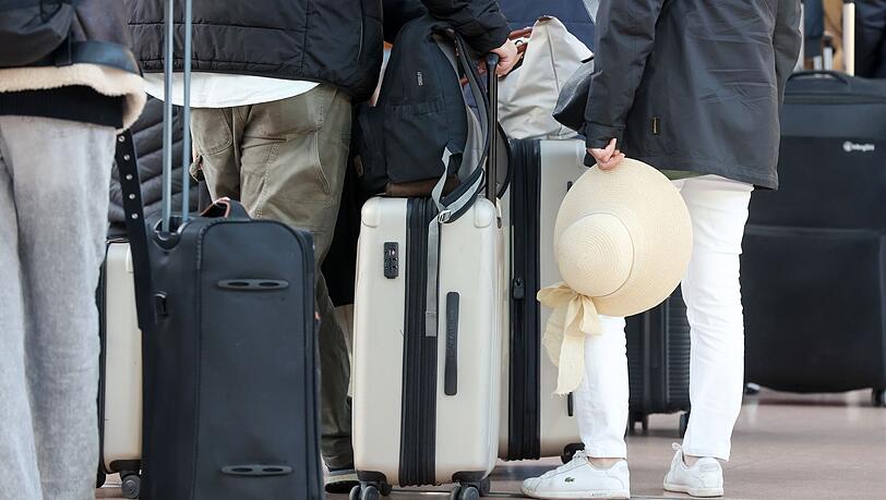 Da arbeiten, wo andere Urlaub machen: Die deutsche Reisebranche klagt über Personalmangel. (Symbolbild)