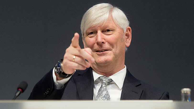 Rolf Martin Schmitz, Vorstandsvorsitzender von RWE: "Die Annahme, dass der Forst gerettet werden kann, das ist Illusion."