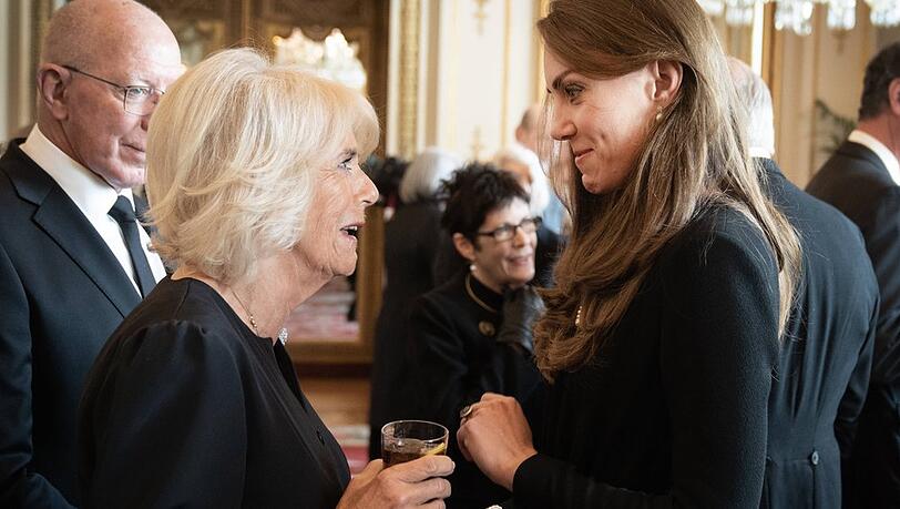 Königin Camilla und Prinzessin Kate bei einem Lunch im Buckingham Palast.