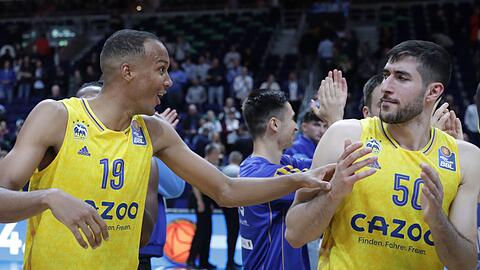Albas Topscorer beim Erfolg in Chemnitz: Louis Olinde (l).
