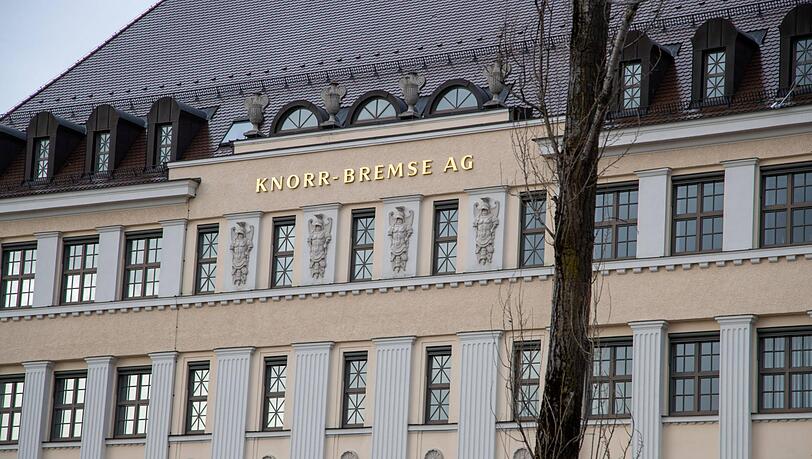 Die Hauptzentrale von Knorr-Bremse liegt in der Moosacher Straße. Der operative Gewinn des Unternehmens lag 2025 bei über einer Milliarde Euro. Die Hauptzentrale von Knorr-Bremse liegt in der Moosacher Straße. Der operative Gewinn des Unternehmens lag 2025 bei über einer Milliarde Euro.