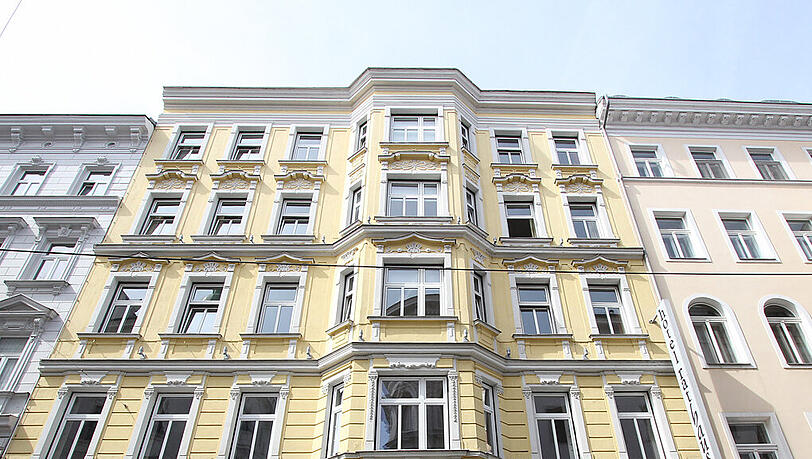 Mieter haben keinen Anspruch darauf, ihren Balkon zu einer Loggia umbauen zu können. (Symbolbild) Mieter haben keinen Anspruch darauf, ihren Balkon zu einer Loggia umbauen zu können. (Symbolbild)