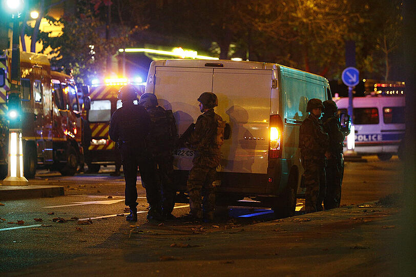Schüsse, Explosionen, Tote und Verletzte: die Bilder von der verheerenden Anschlagsserie in Paris.