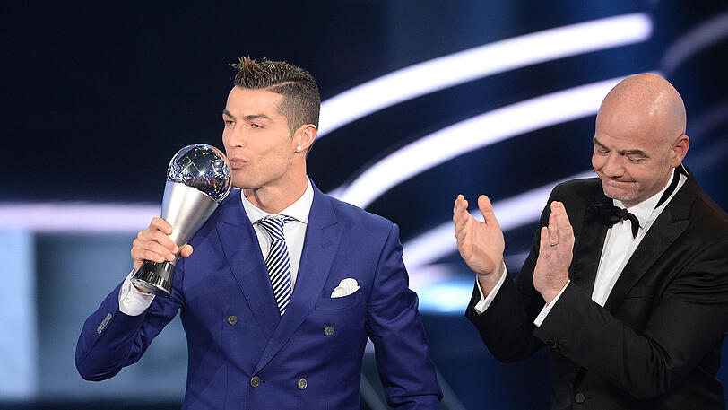 Tränen der Freude: Cristiano Ronadlo ist zum vierten Mal Weltfußballer der Jahres.
