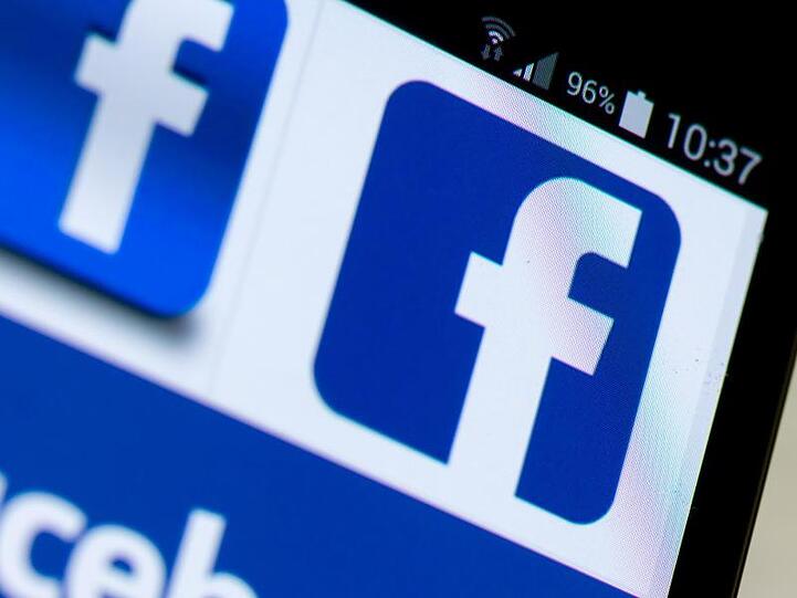 Im Prozess um einen gelöschten Hass-Post hat Facebook vor dem Oberlandesgericht München Recht bekommen.