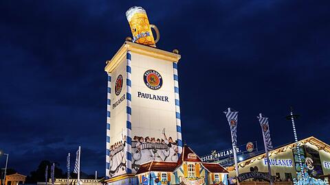 Das Paulaner-Festzelt auf dem 189. Oktoberfest auf der Theresienwiese.