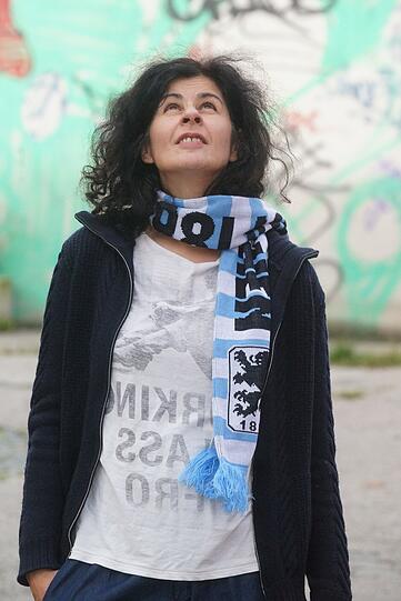 Zehra Spindler beim Termin mit der AZ im Dreimühlenviertel.