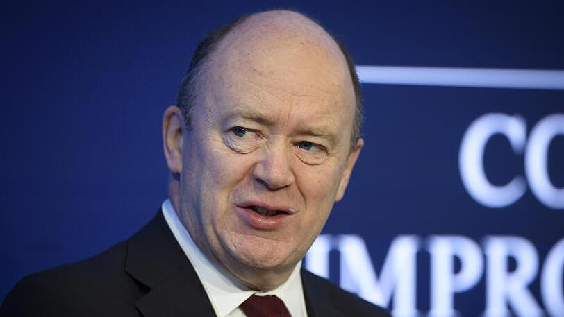Der Vorstandsvorsitzende der Deutschen Bank, John Cryan, spricht beim 47. Weltwirtschaftsforum (WEF) in Davos in der Schweiz.