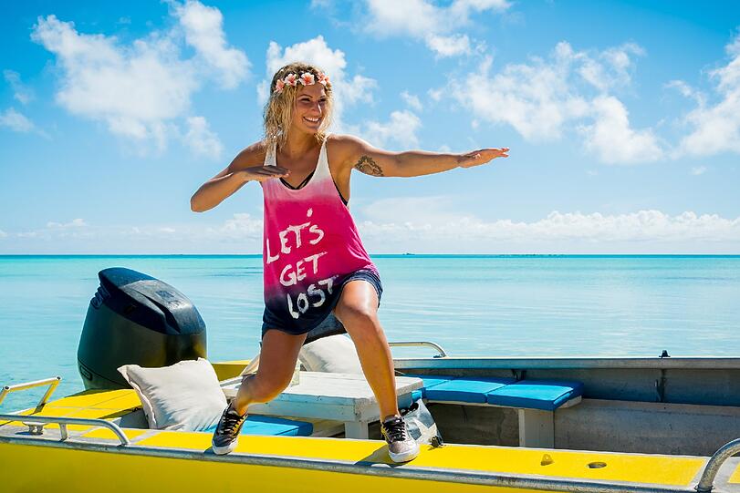 Janni Hönscheid "reitet" Richtung Insel der Versuchung