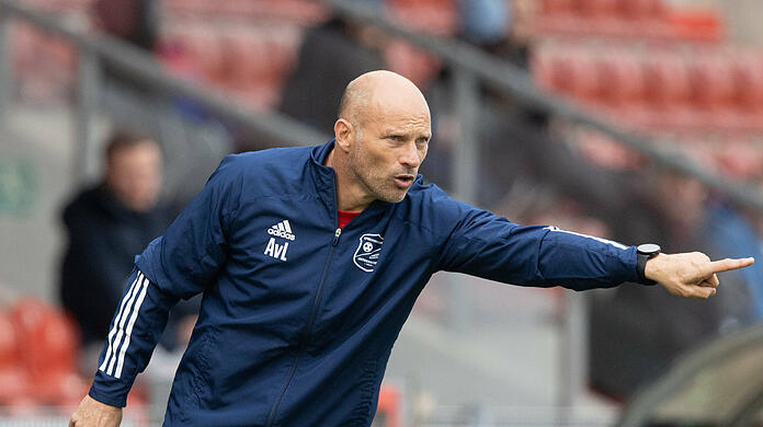 Arie van Lent trainiert seit dem  18. August 2020 die SpVgg Unterhaching