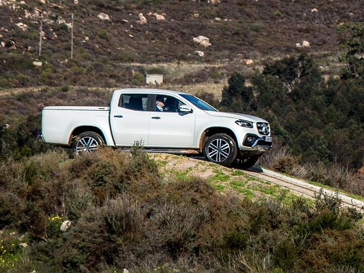 Die X-Klasse von Mercedes-Benz hat die Erwartungen nicht erfüllt - nach drei Jahren ist schon wieder Schluss mit der Produktion.