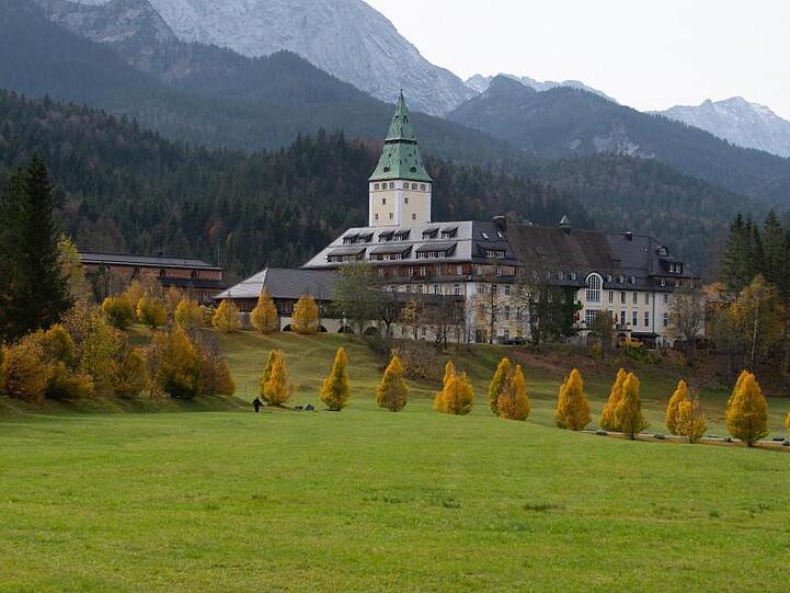 Das Hotel Schloss Elmau ist spätestens seit dem G7-Gipfel 2015 weltbekannt.