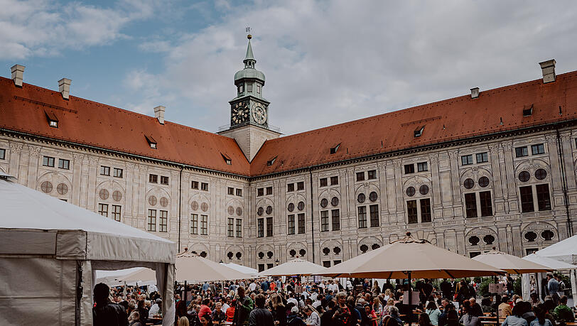 26. Pfälzer Weinfest in der Residenz München.