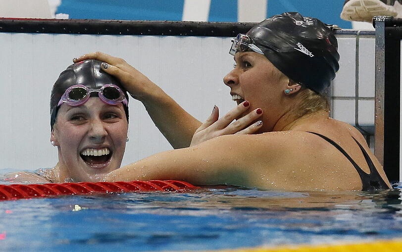Jubeln konnten im Aquatics Centre stattdessen andere. Wie zum Beispiel die erst 17-jährige US-Amerikanerin Missy Franklin (links) - sie wurde mit vier Olympiasiegen die erfolgreichste Schwimmerin dieser Spiele.