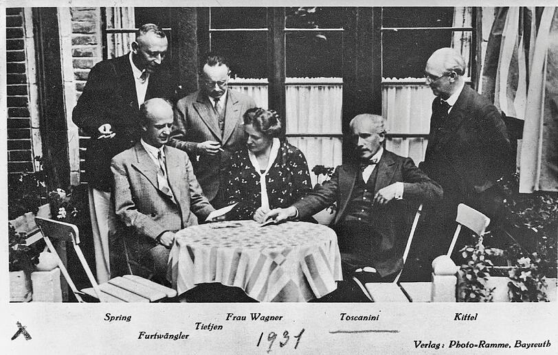 Winifred Wagner mit den Dirigenten Arturo Toscanini und Wilhelm Furtwängler, 1931