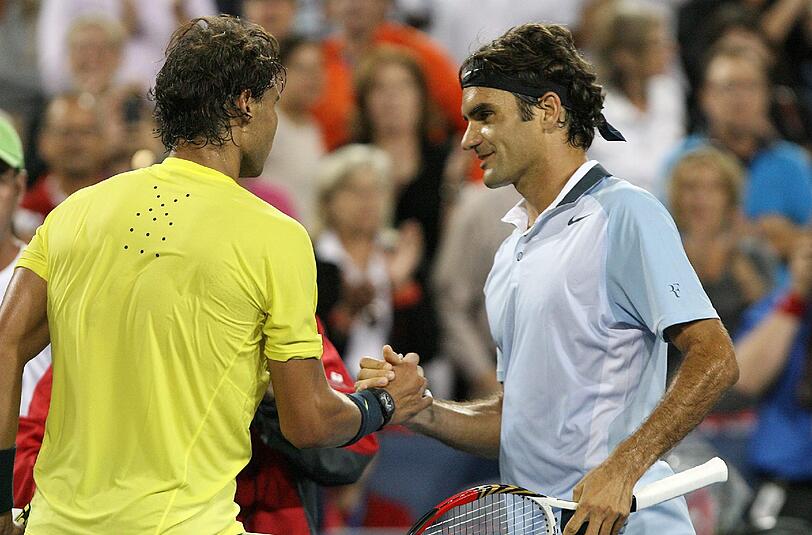Roger Federer (r.) unterlag Rafael Nadal im Viertelfinale in Cincinnati mit 5:7, 6:4 und 6:3.